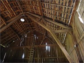 Barn_truss-May2013.jpg