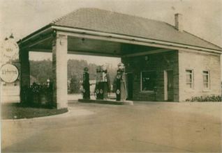 Feres Bros. station 1930's 001.jpg