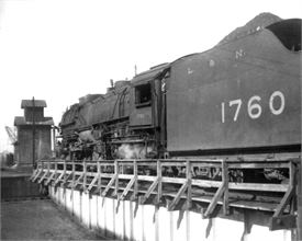 AJC099.jpg