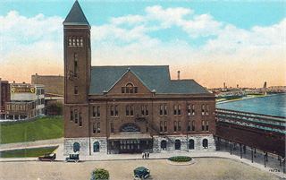 ELEVATED TRAIN LOUISVILLE 6.jpg