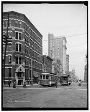 FIFTH AND MARKET LOOKING EAST STREETCARS.jpg